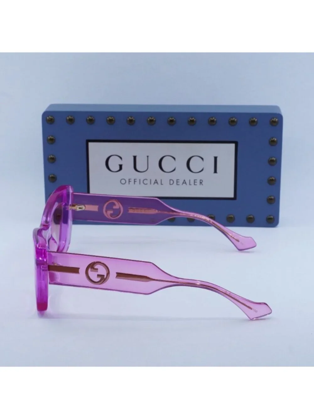 Gucci model gg1552s